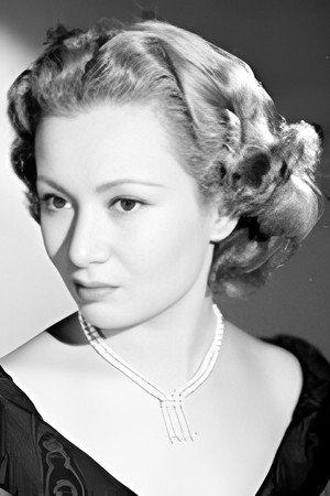 Alicia Ravel portrait