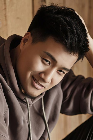 Luo Datao portrait