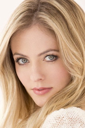 Amanda Hall portrait