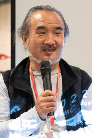 Liang Chieh-te portrait