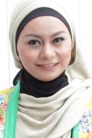 Ligwina Hananto portrait