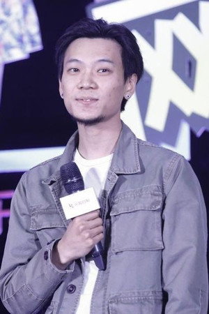 Yan Leyang portrait