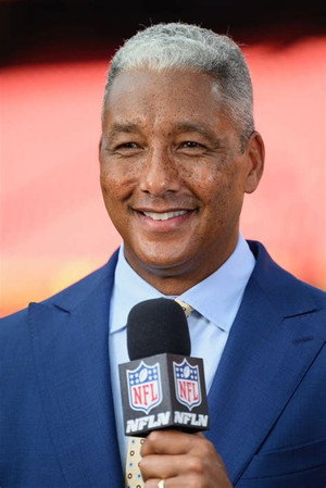 Steve Wyche portrait