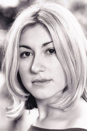 Sarah Churm portrait