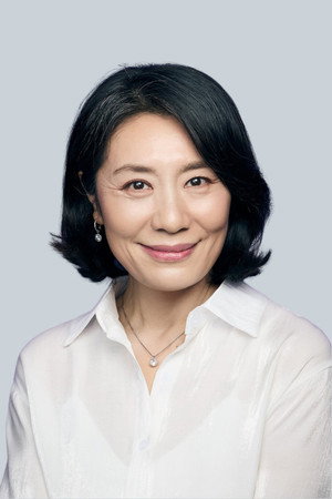 Cho Yun-hee portrait