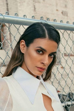 Laysla De Oliveira portrait