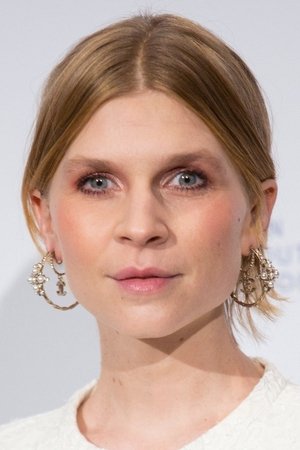Clémence Poésy portrait