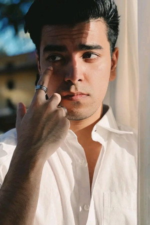 Salman Muqtadir portrait