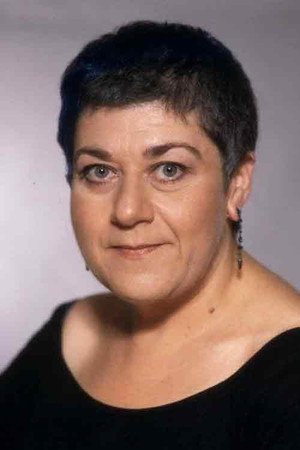 Serra Yılmaz portrait