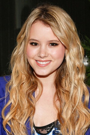 Taylor Spreitler portrait