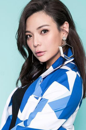 Riva Chang portrait