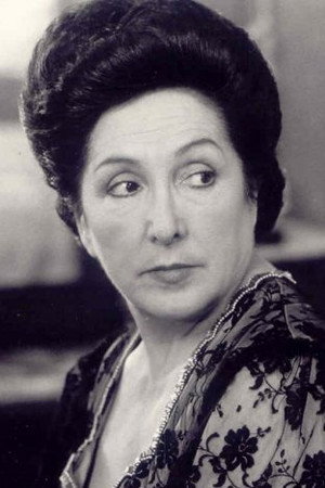 Maruja Más portrait