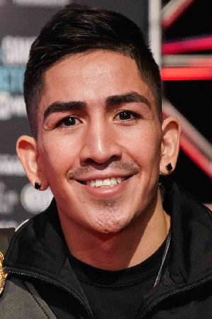 Leo Santa Cruz portrait