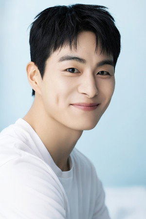 Jung Gun-joo portrait