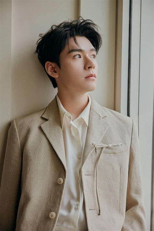 Gong Jun portrait