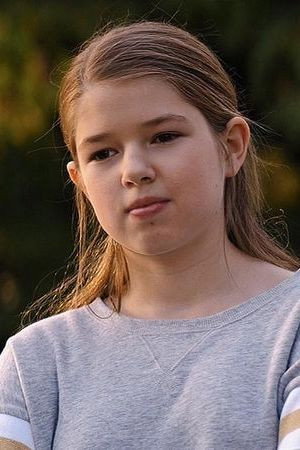 Macie Juiles portrait