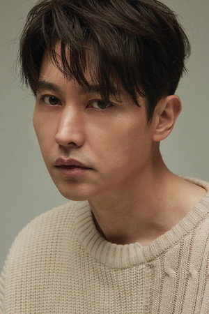 Song Jong-ho portrait