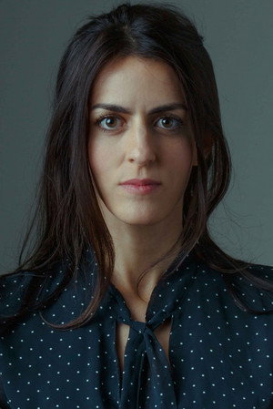 Luciana Paes portrait