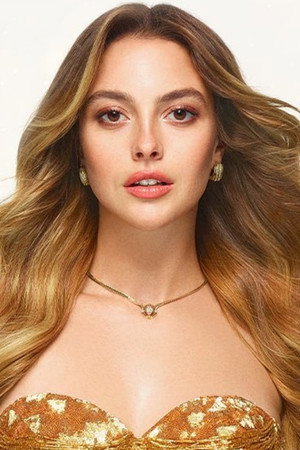 Melis Sezen portrait