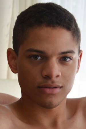 Elliott Blue portrait