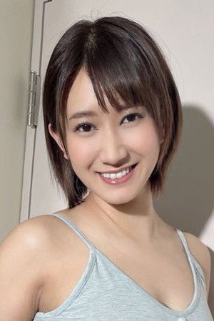 Momo Minami portrait