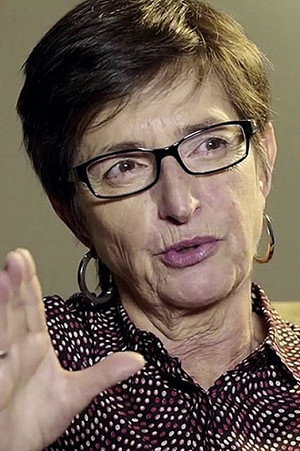 Vânia Debs portrait