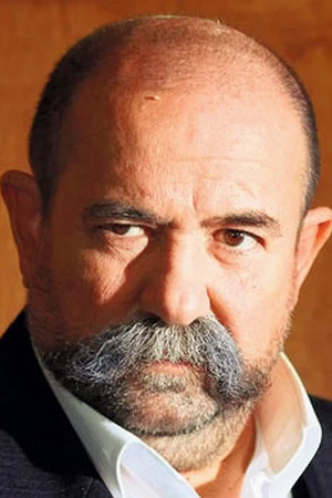 Güray Kip portrait