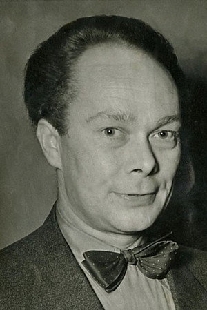 Elith Foss portrait