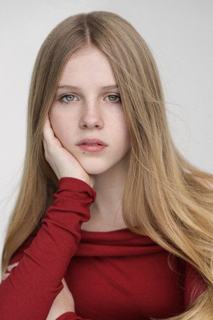 Alyla Browne portrait