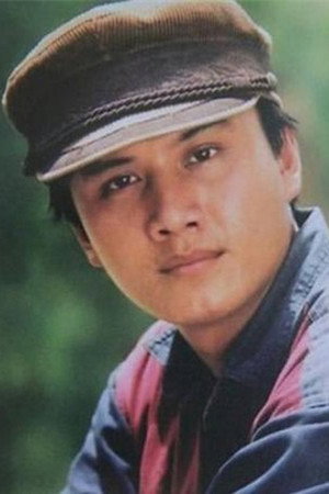 Lê Tuấn Anh portrait