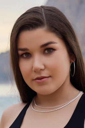 Chloe Lapiedra portrait