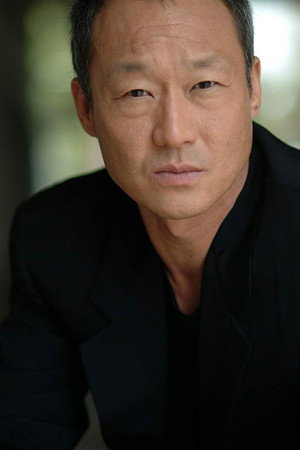 Victor J. Ho portrait