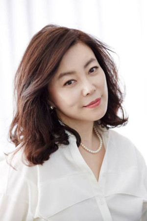 Choi Hwa-jeong portrait