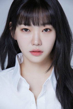 Bang Eun-jeong portrait