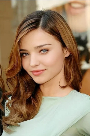 Miranda Kerr portrait