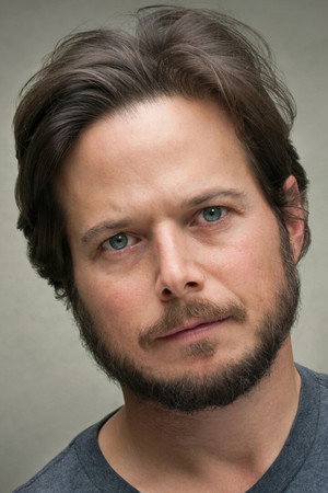 Scott Wolf portrait