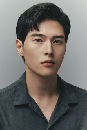 Jung Jae-bin portrait