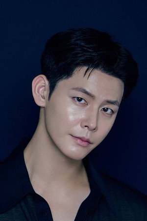 Theo Jang portrait