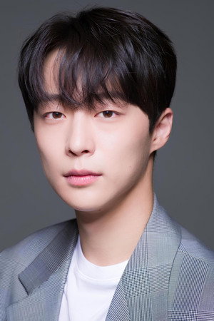 Bae In-hyuk portrait