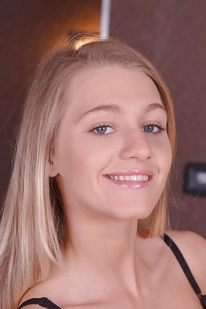 Sara Coul portrait