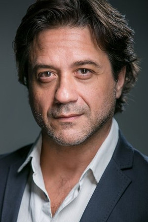Enrique Arce portrait