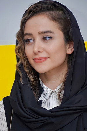Elnaz Habibi portrait