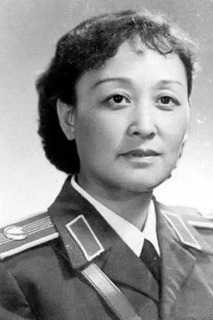 Li Enqi portrait