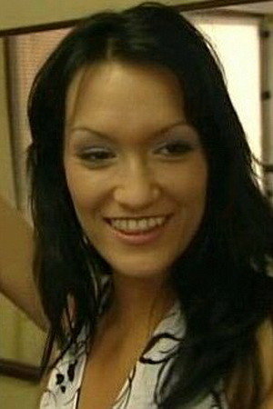 Noemi portrait