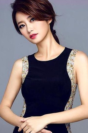 Joyce Zhao portrait