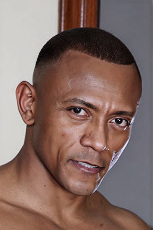 Santi Sexy portrait