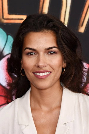 Sofia Pernas portrait