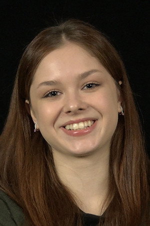 Polina Ryashko portrait