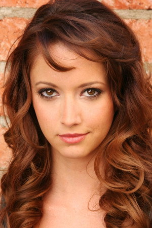 Taryn Southern portrait