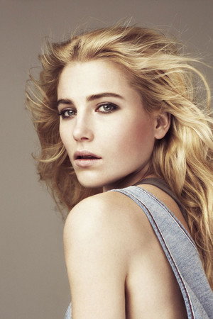 Dree Hemingway portrait